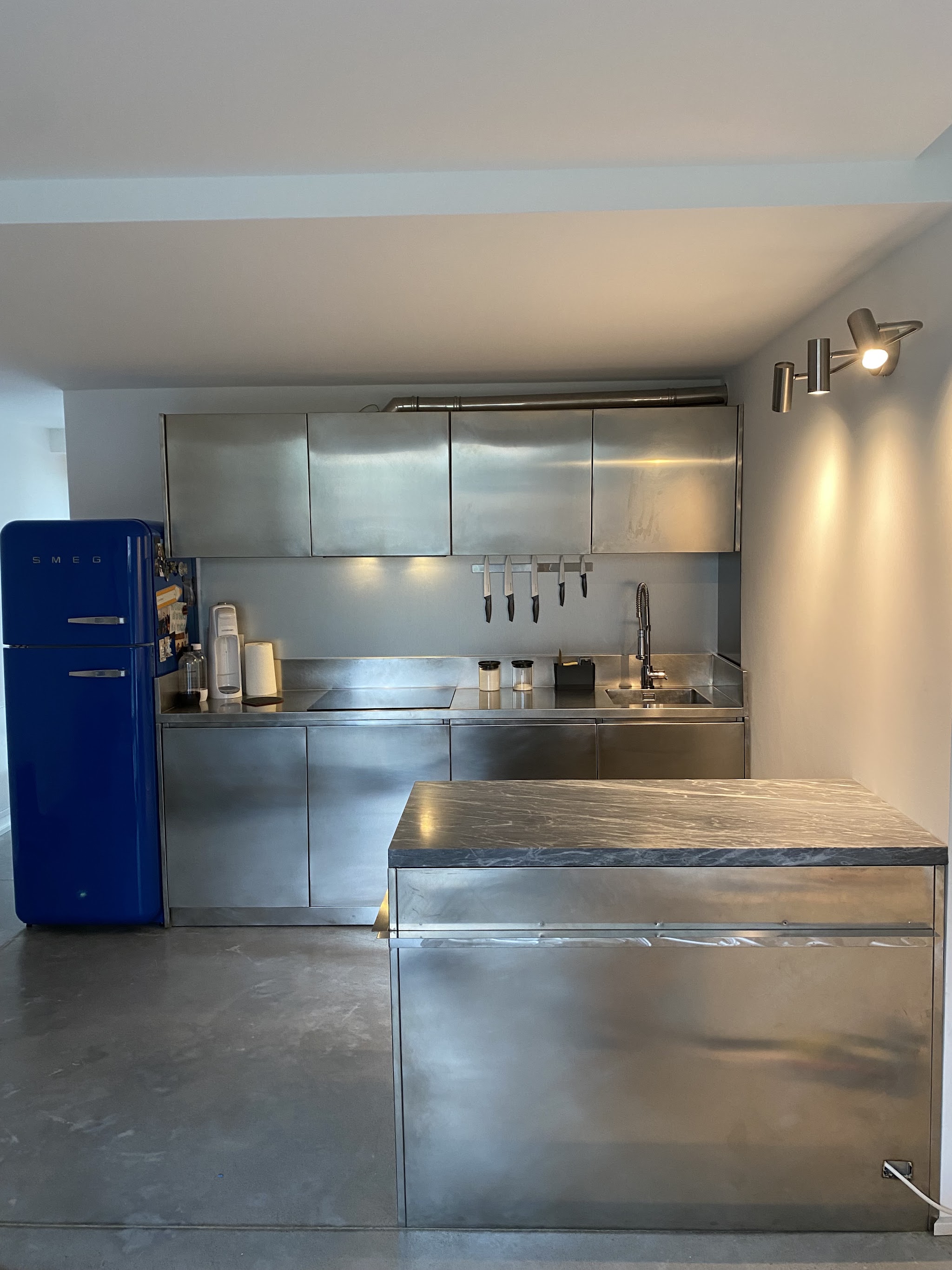 Cucina montata al termine del trasloco